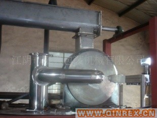 廠家直銷、優(yōu)質(zhì)供應(yīng)最新液氮粉碎機(jī)