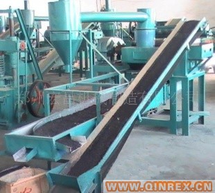 廢舊橡膠粉碎機(jī)，廢舊橡膠處理設(shè)備